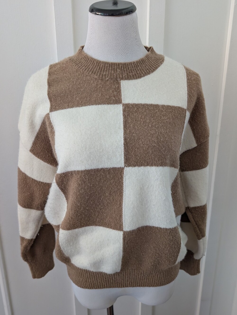 Anniewear Checkerboard Sweater